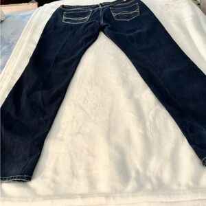 Abercrombie & Fitch Blue Stretch Jeans Women’s Size 6 – Classic Mid-Rise Denim